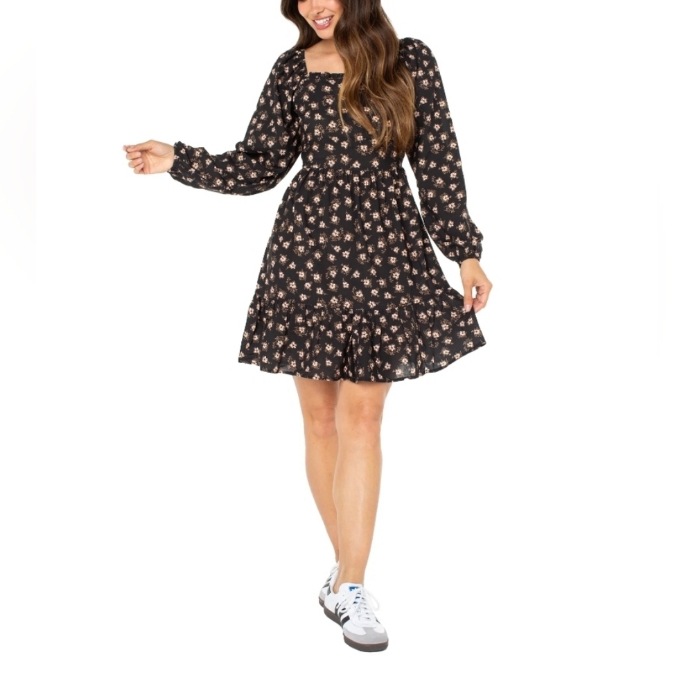Celebrity Pink Juniors Long Sleeve Smocked Tiered Floral Dress NWT